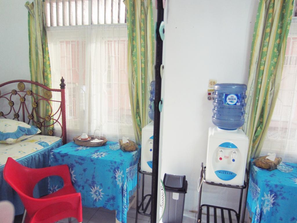 Griya 24 Homestay Медан Экстерьер фото